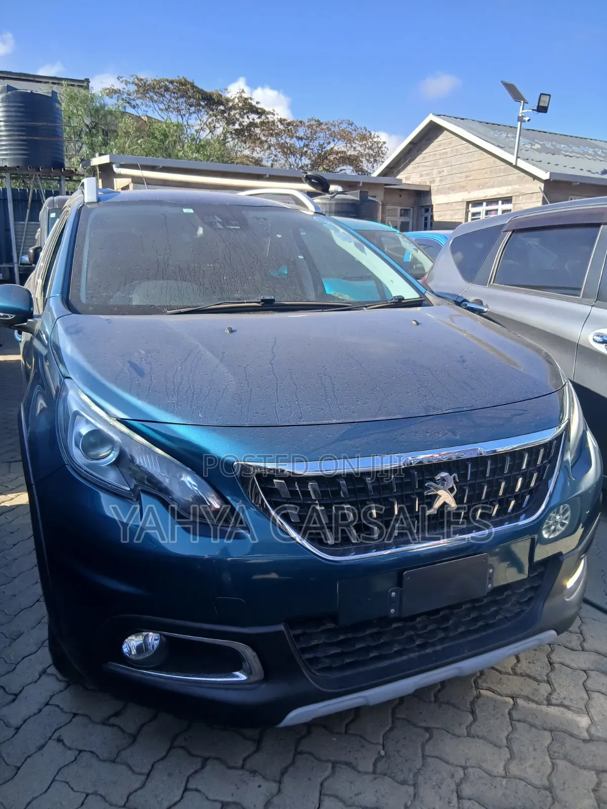 Peugeot 2008 2018 Green