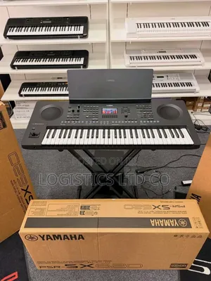 Yamaha PSR-SX620 Digital Workstation With 61 Keys