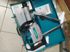 Meakida 2200W Heavy-Duty Demolition Hammer