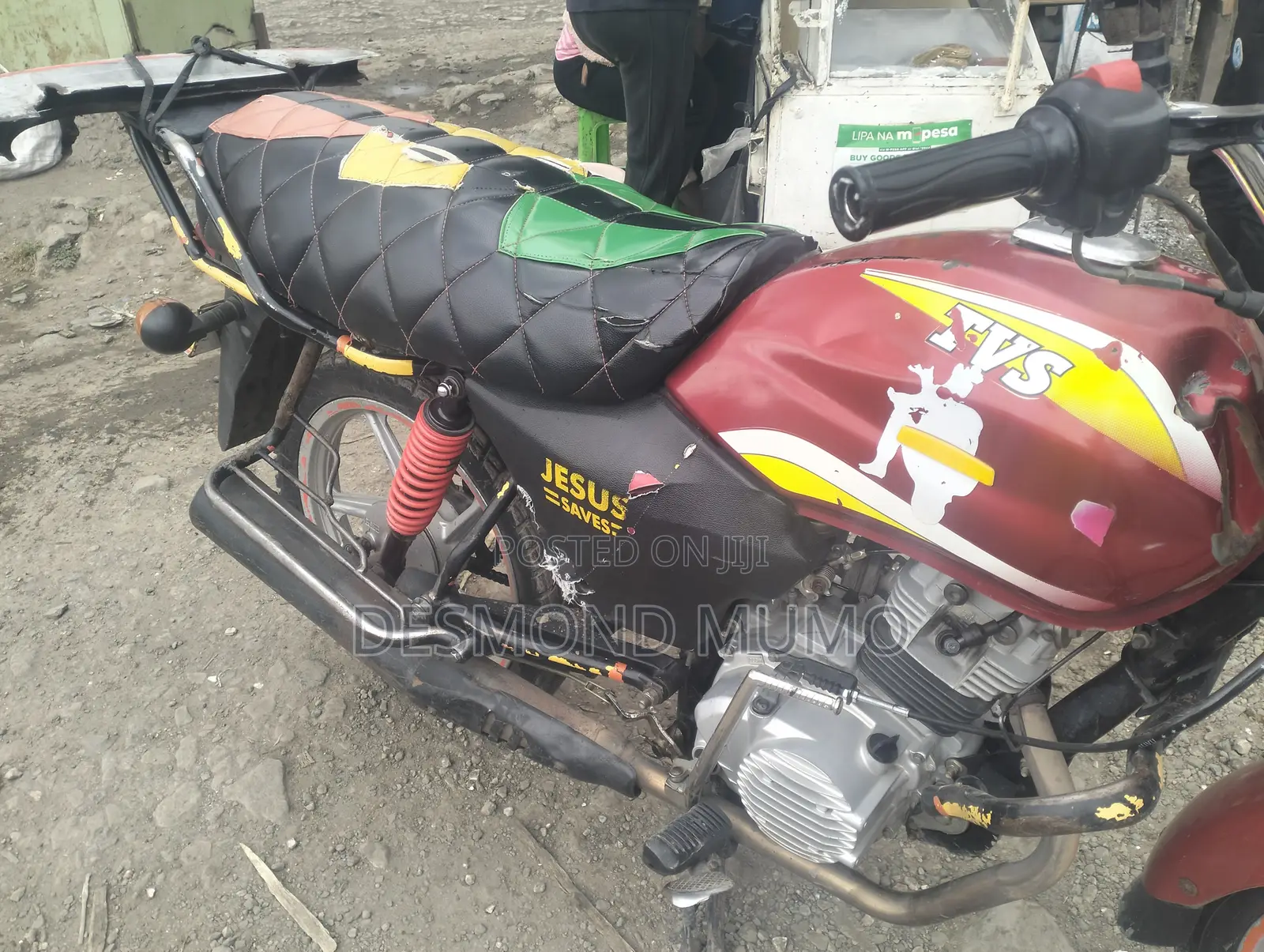 TVS HLX Plus ES 2021 Red