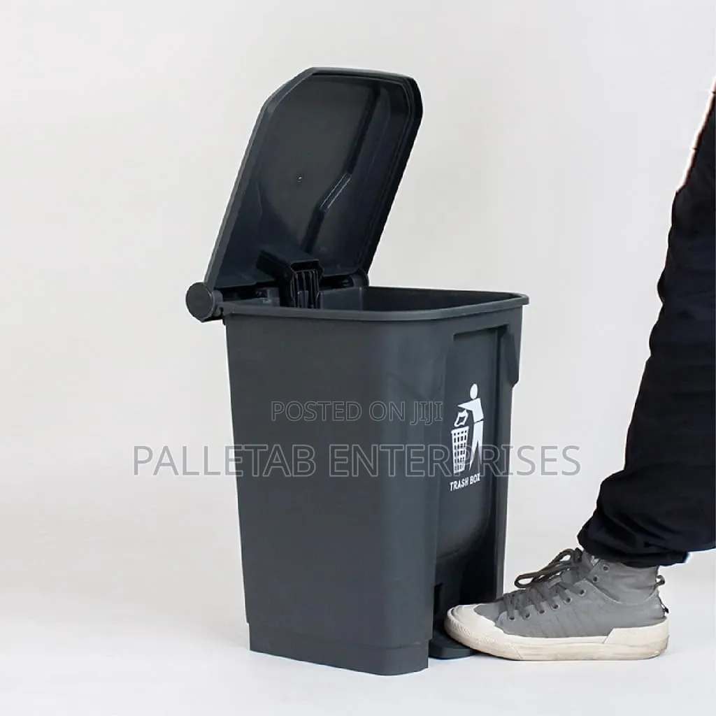 Black Pedal Bins
