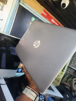 Laptop HP 14-ep0063 4GB Intel Pentium HDD 320GB