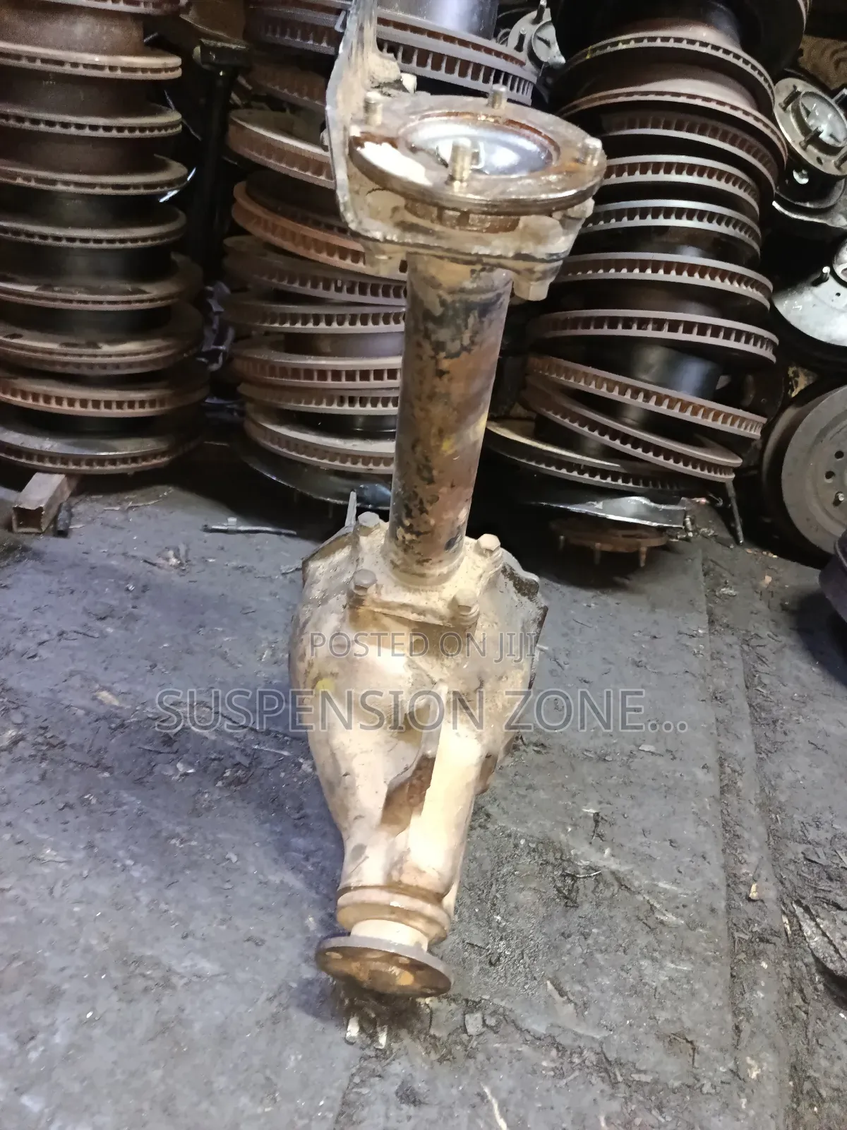 L200 Old Model Front Differential