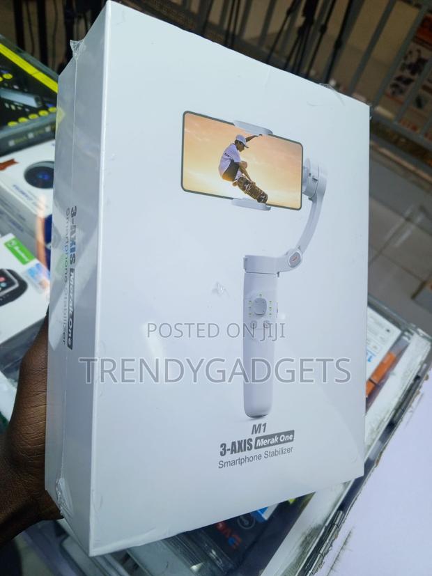 M1 3-Axis Smartphone Gimbal Stabilizer With Face Tracking - thumbnail 2