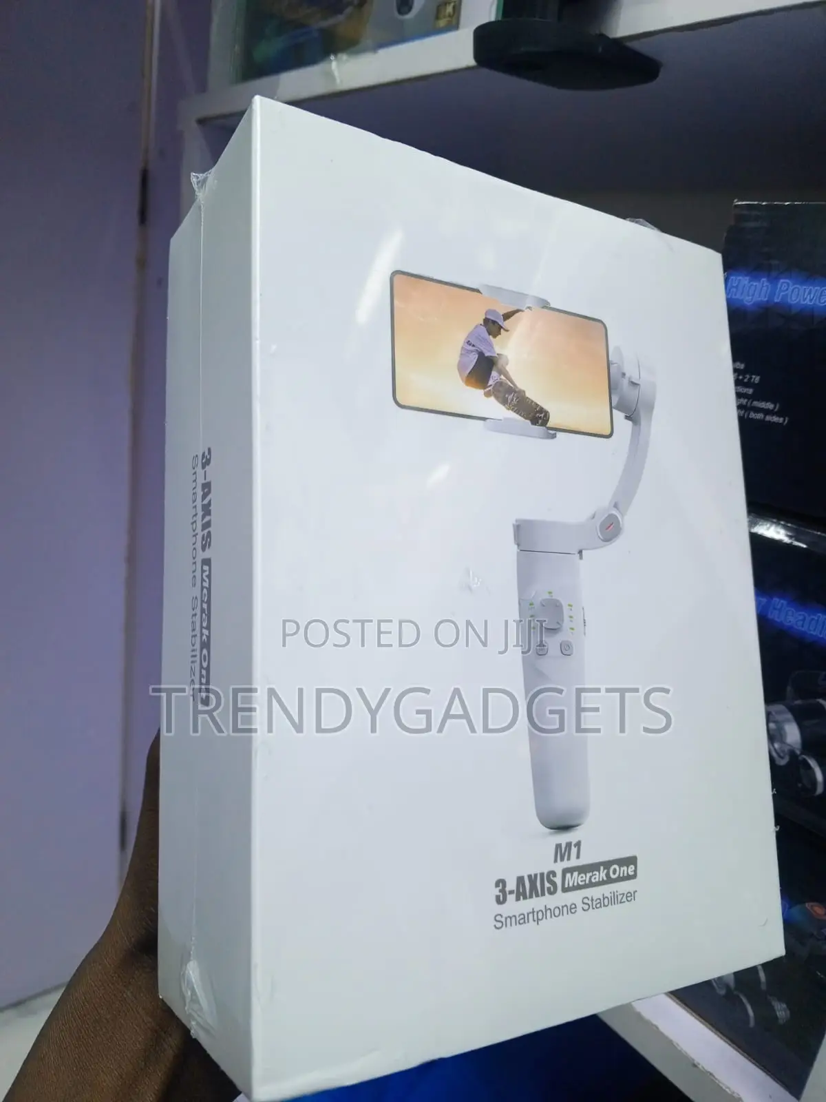 M1 3-Axis Smartphone Gimbal Stabilizer With Face Tracking