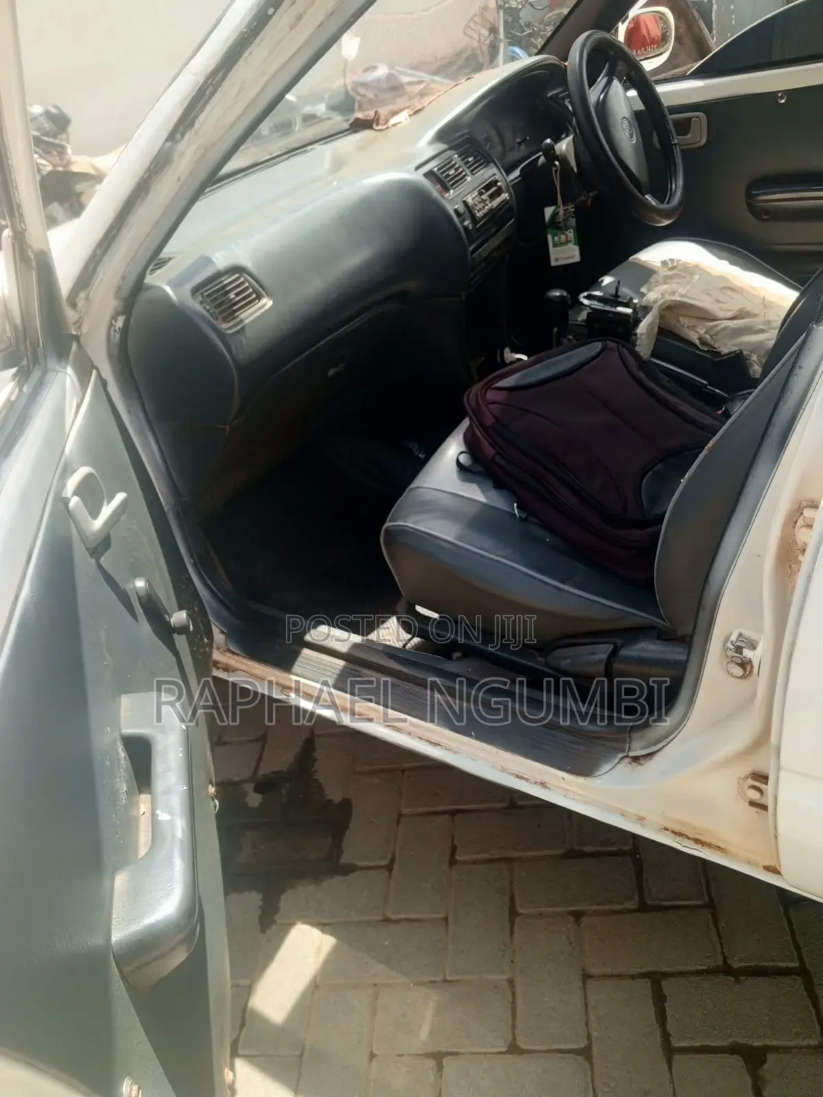 Toyota Caldina 1997 White