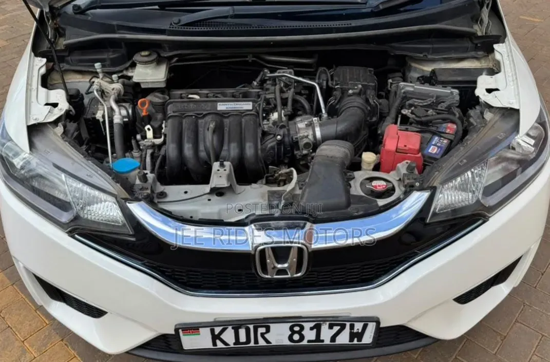 Honda Fit 2017 Ivory