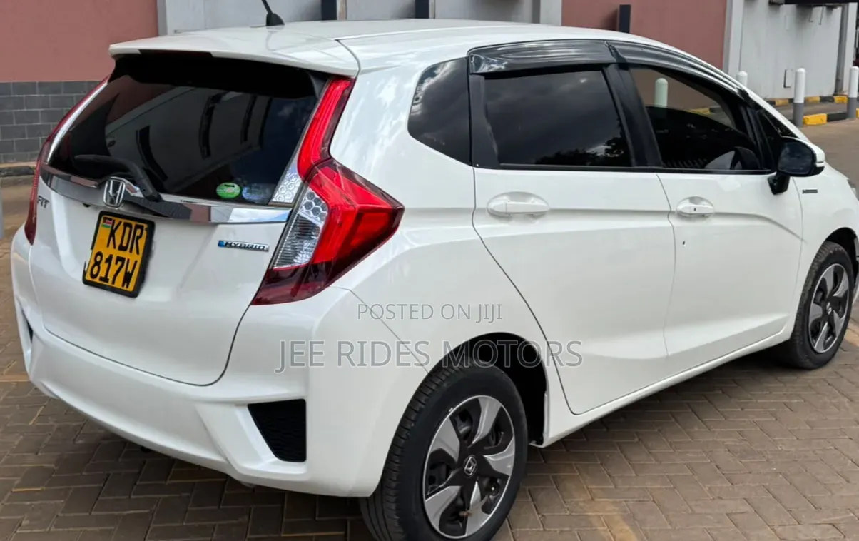 Honda Fit 2017 Ivory