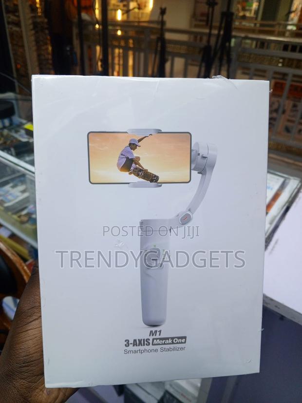 M1 Merak One 3-Axis Mobile Gimbal for iPhone & Android - thumbnail 3