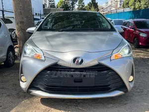 Toyota Vitz 2019 Silver
