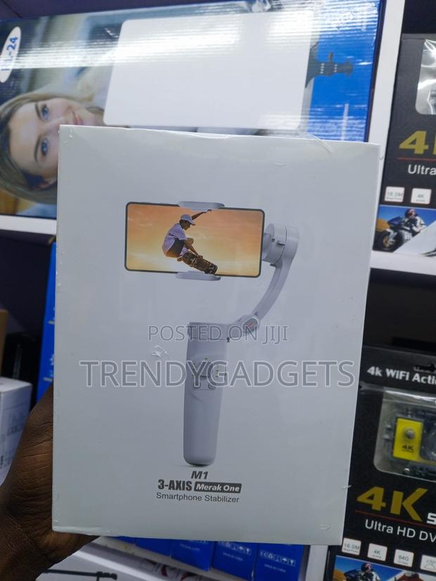 M1 3-Axis Handheld Phone Gimbal With Mini Tripod - main view