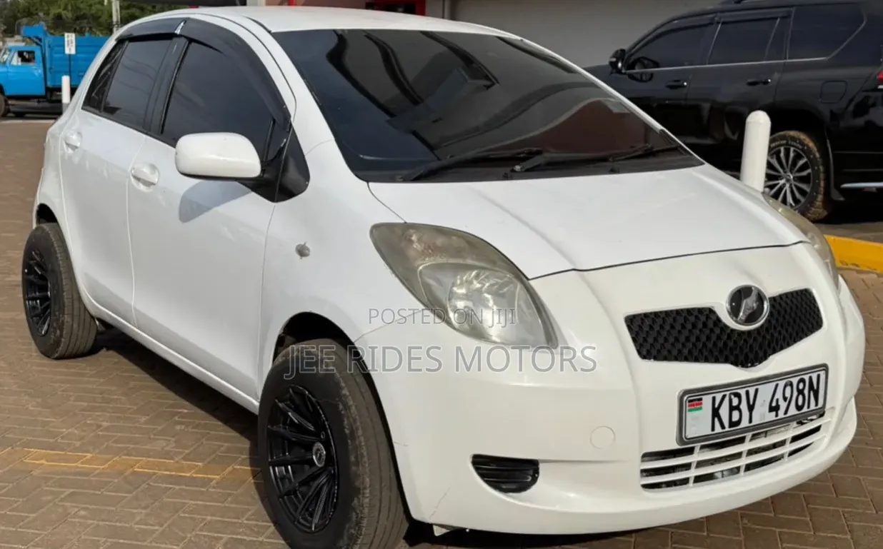 Toyota Vitz 2007 Pearl