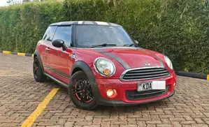 Mini Cooper 2013 Red