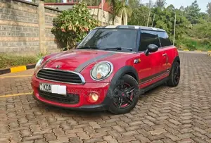 Mini Cooper 2013 Red