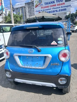 Daihatsu Cast 2019 Blue