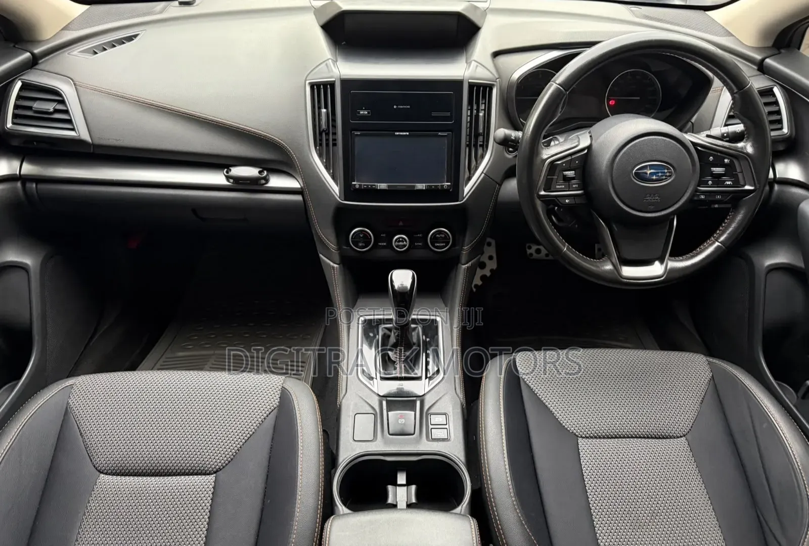 Subaru XV 2017 Orange