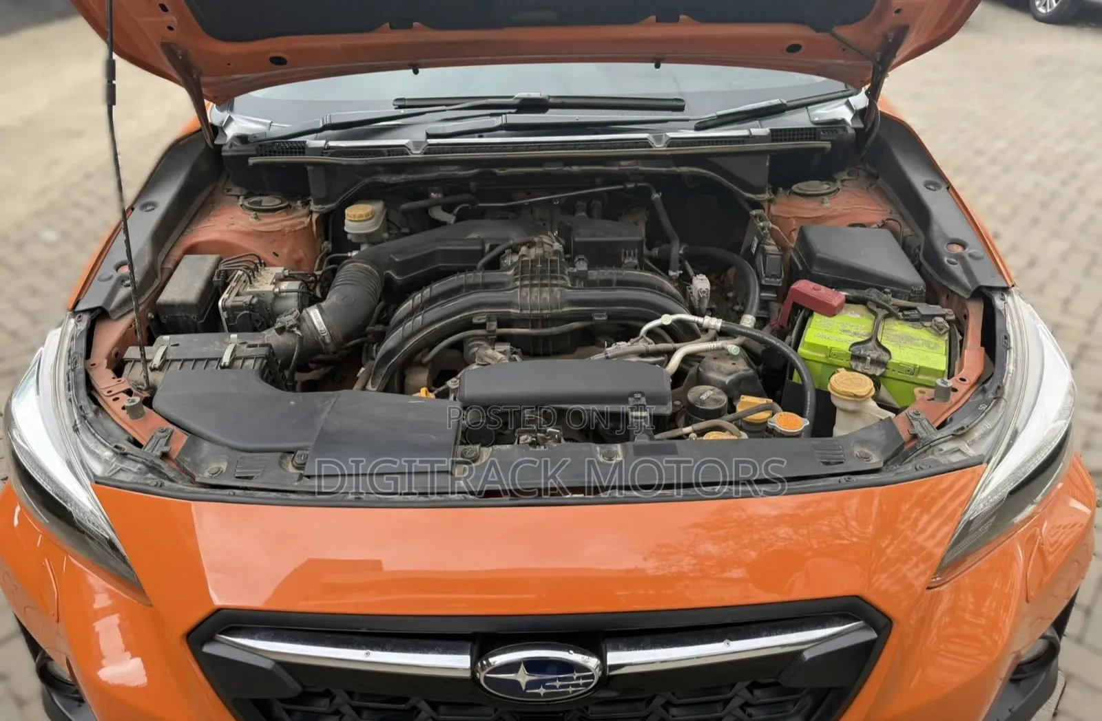 Subaru XV 2017 Orange