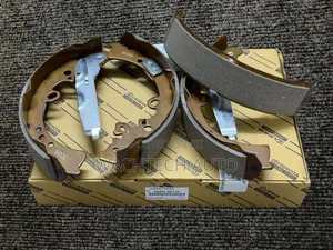 Rear Brake Linings Set Land Cruiser 75/79 New Model