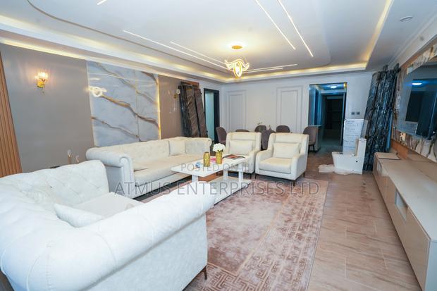 4bdrm Apartment in Parklands/Highridge for sale