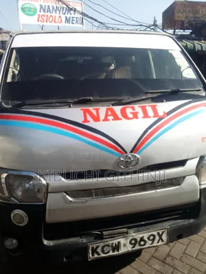 Toyota HiAce 2014 Silver