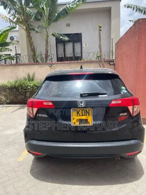 Honda Vezel 2016 Black