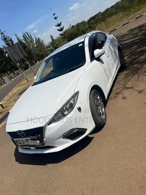 Mazda Axela 2015 White