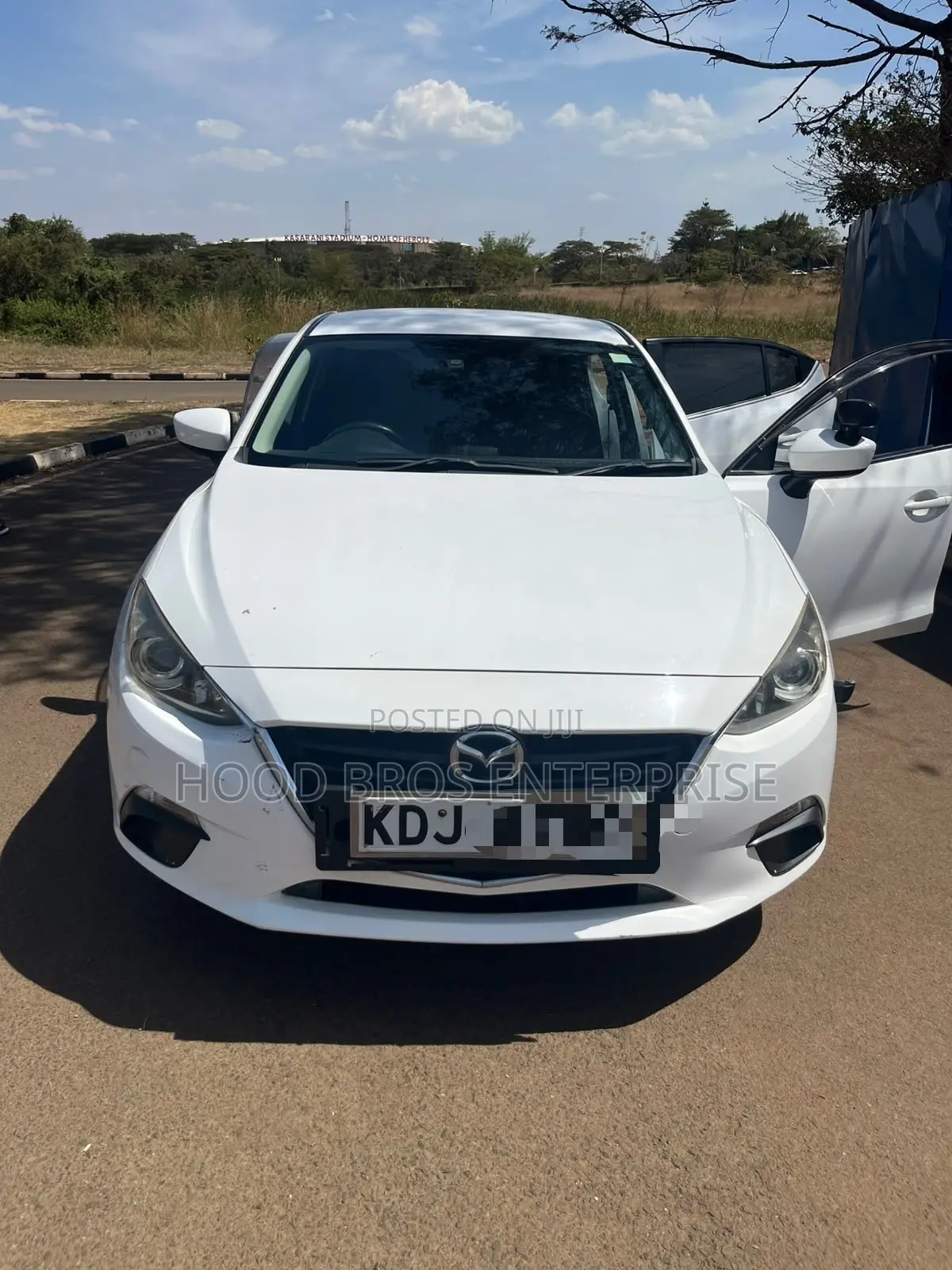 Mazda Axela 2015 White
