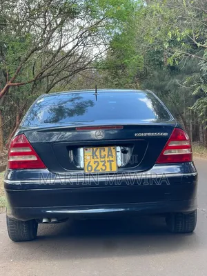 Mercedes-Benz C180 2008 Blue