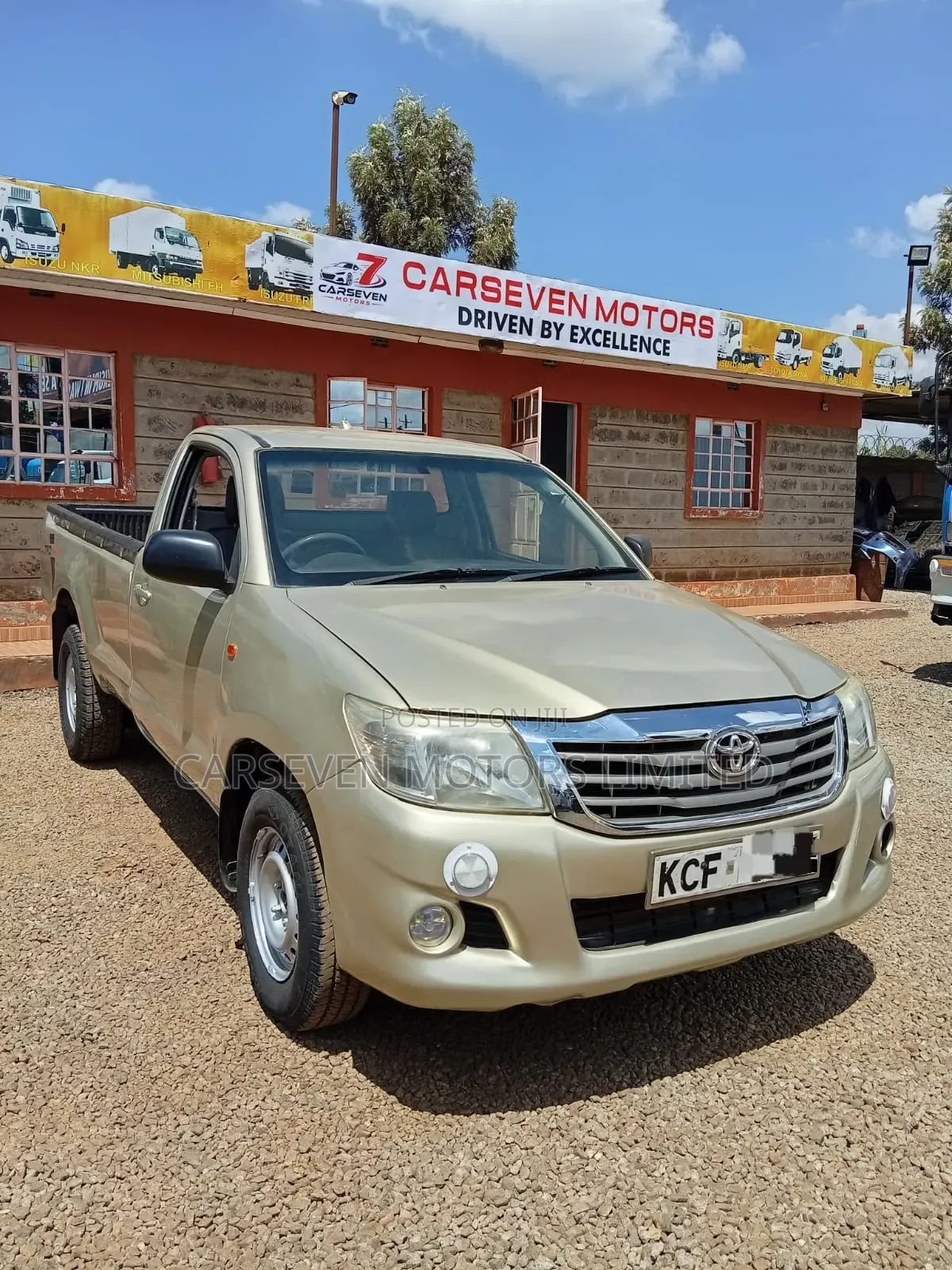 Toyota Hilux 2015 Gold