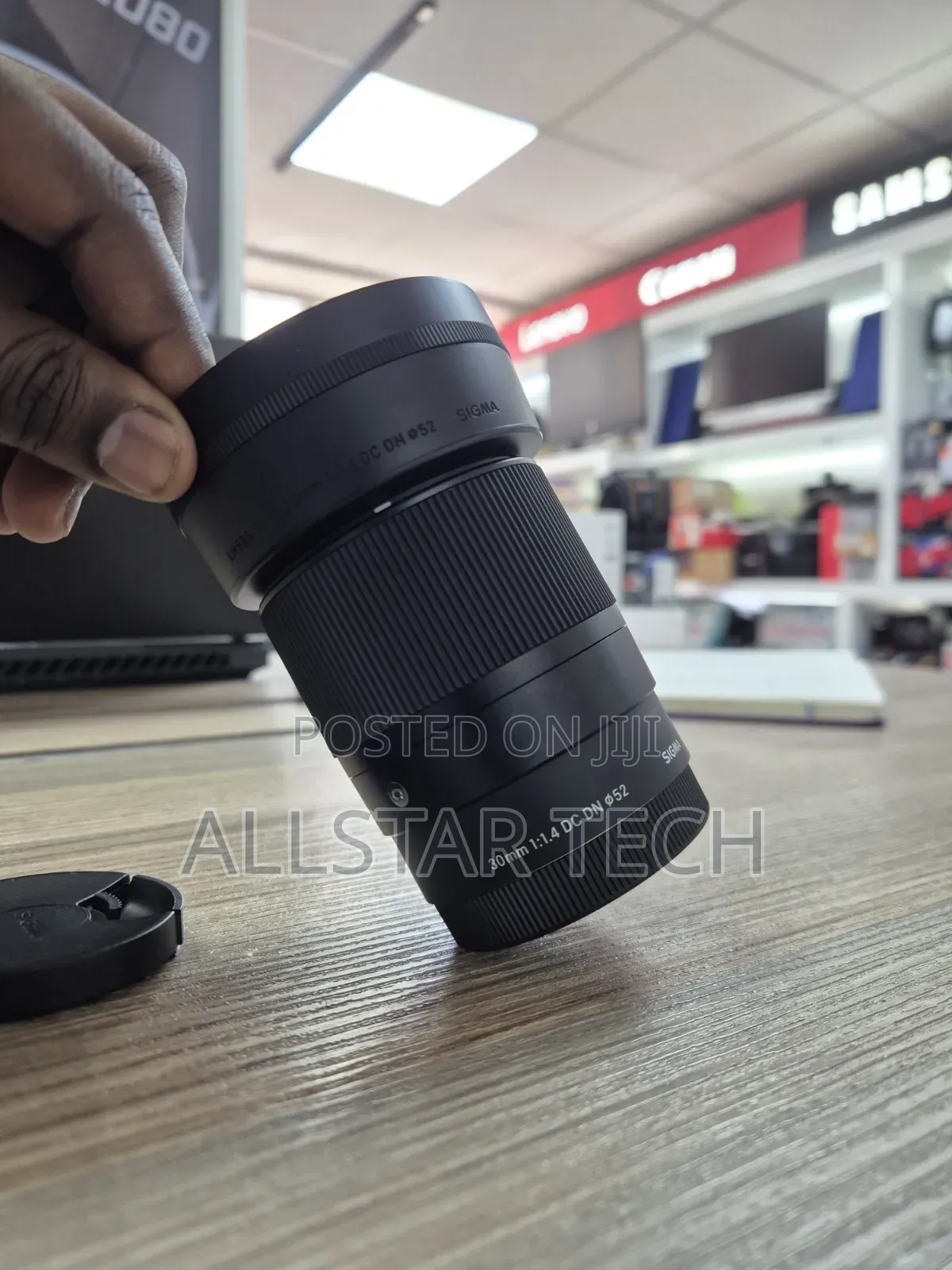 Sigma 30mm F/1.4 DC DN Contemporary Lens (Sony E)