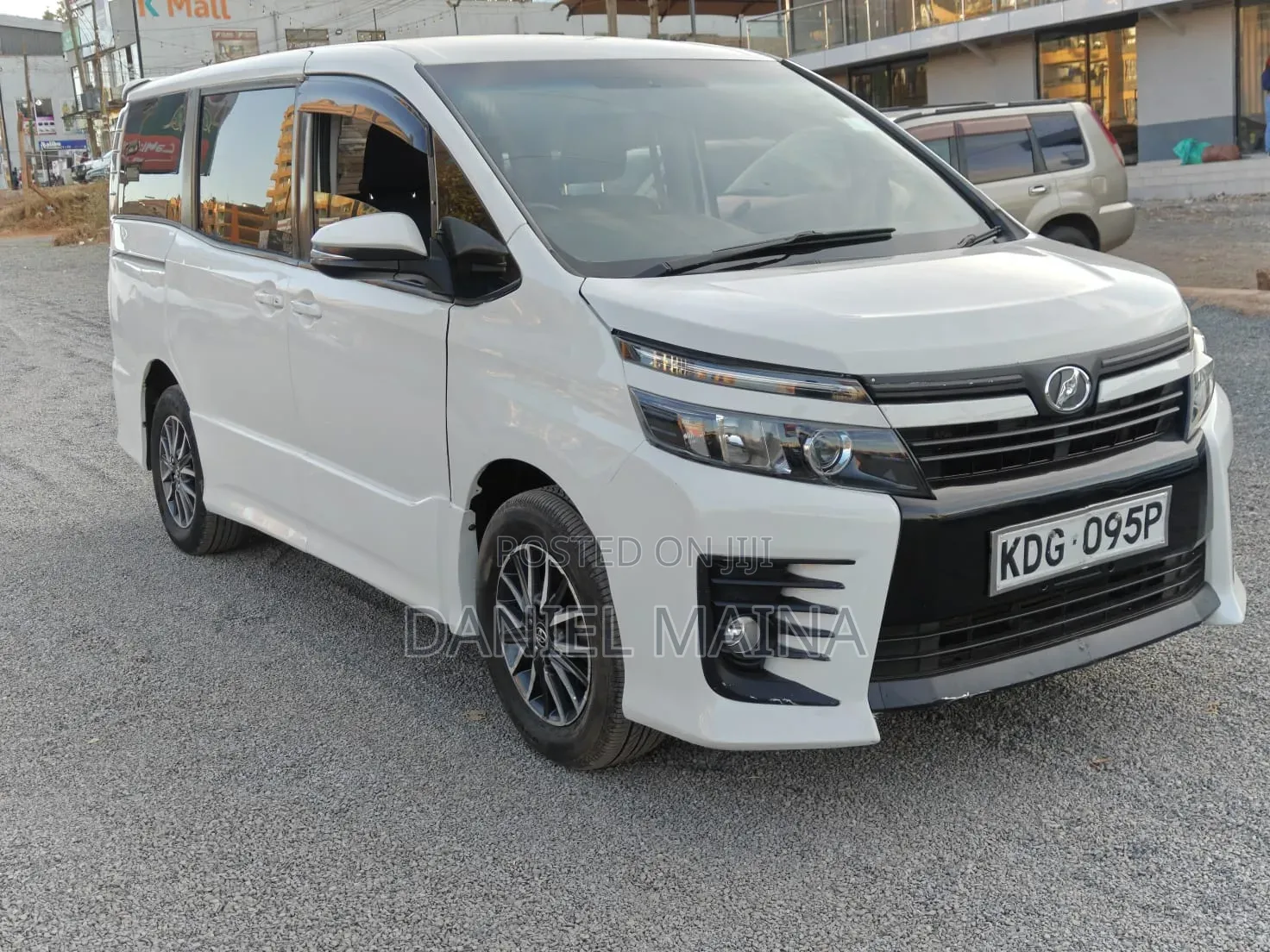 Toyota Voxy 2015 White