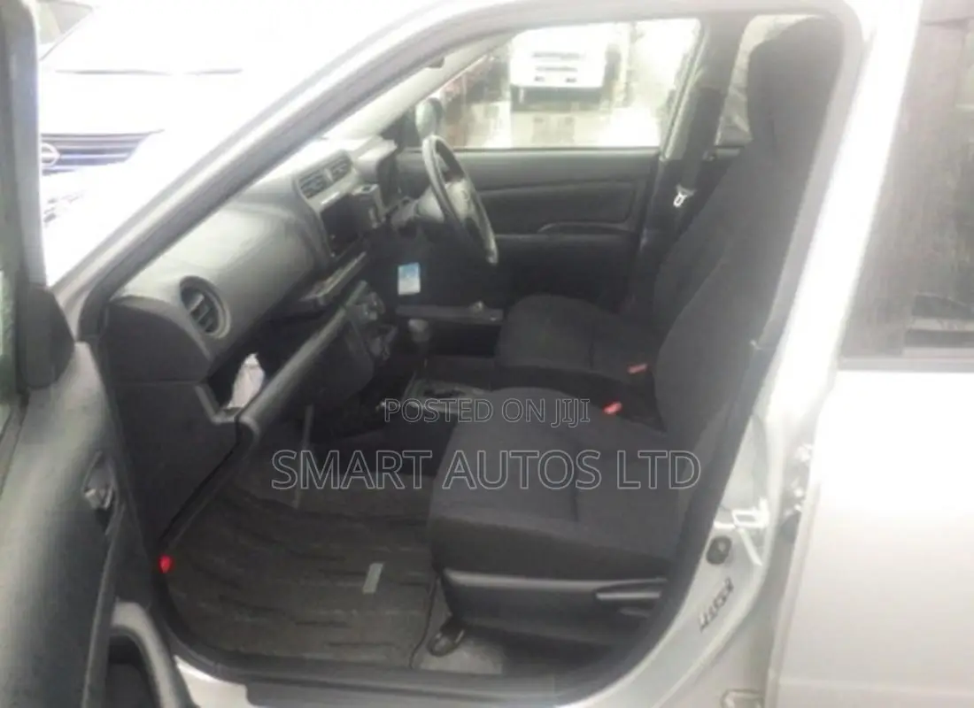 Toyota Probox 1.3 DX 2WD 2021 Silver