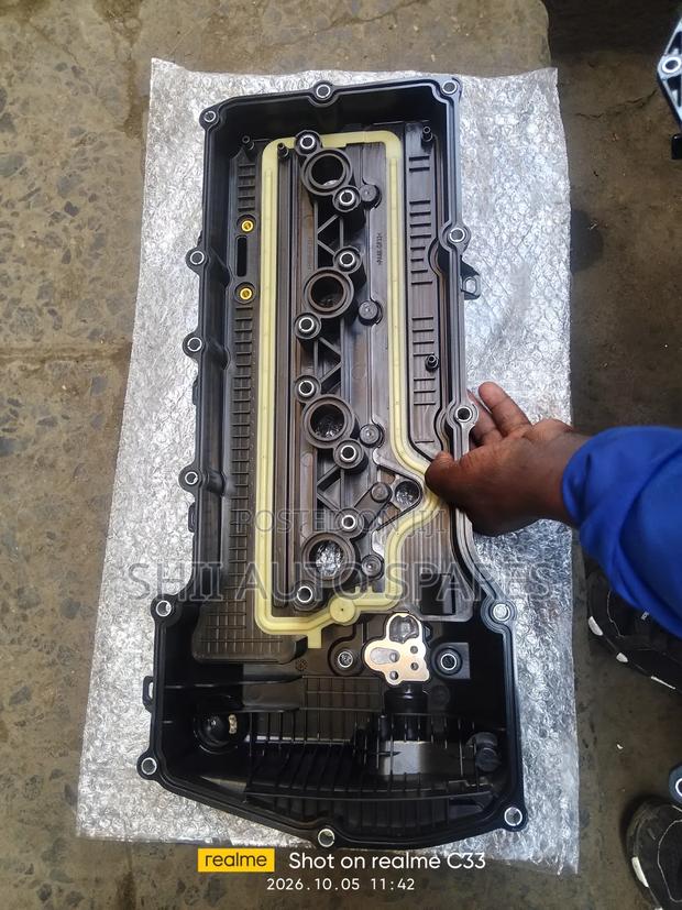 Engine Top Cover for 2tr/1 Tr Available - thumbnail 2