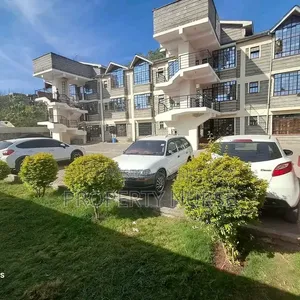2bdrm Apartment in Gateway Mall Area for rent