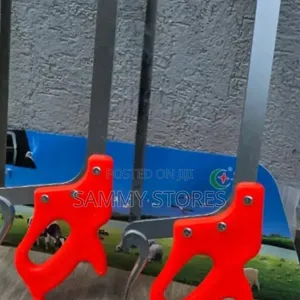 Heavy Duty Manual Hacksaw Frame With Ergonomic Grip