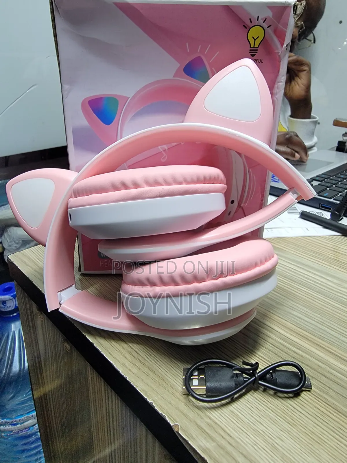 Pink Wireless Headset Catear