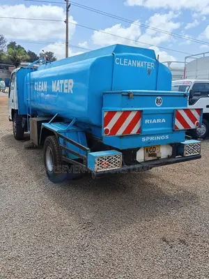 Isuzu NPR Water Bowser 2015 White