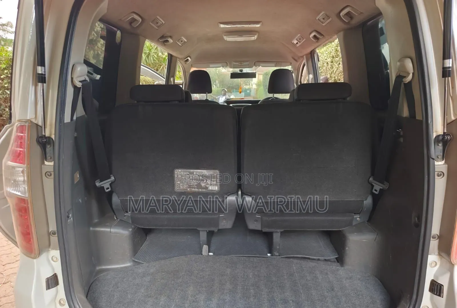 Toyota Noah 2009 White