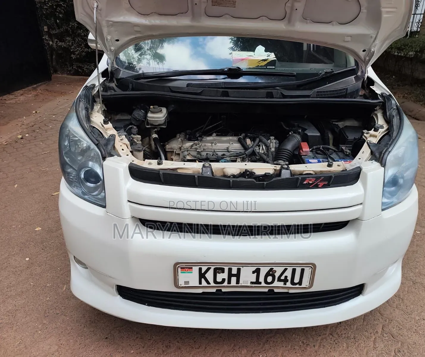 Toyota Noah 2009 White
