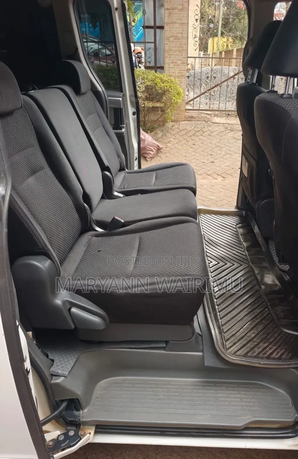 Toyota Noah 2009 White