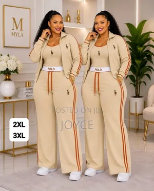 Tracksuit With a Crop Top