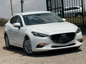 Mazda Axela 2019 White