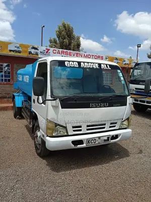 Isuzu NPR Water Bowser 2015 White