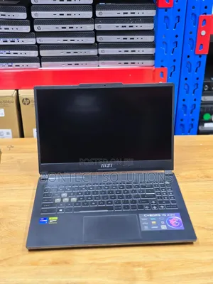 Laptop MSI Cyborg 15 24GB Intel Core i7 SSD 512GB