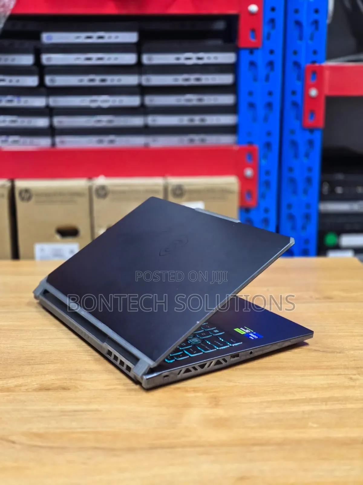Laptop MSI Cyborg 15 24GB Intel Core i7 SSD 512GB