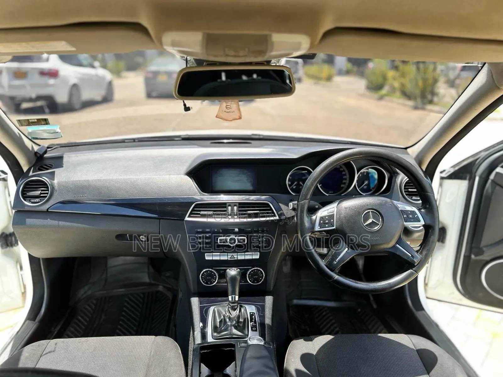 Mercedes-Benz C200 2012 White