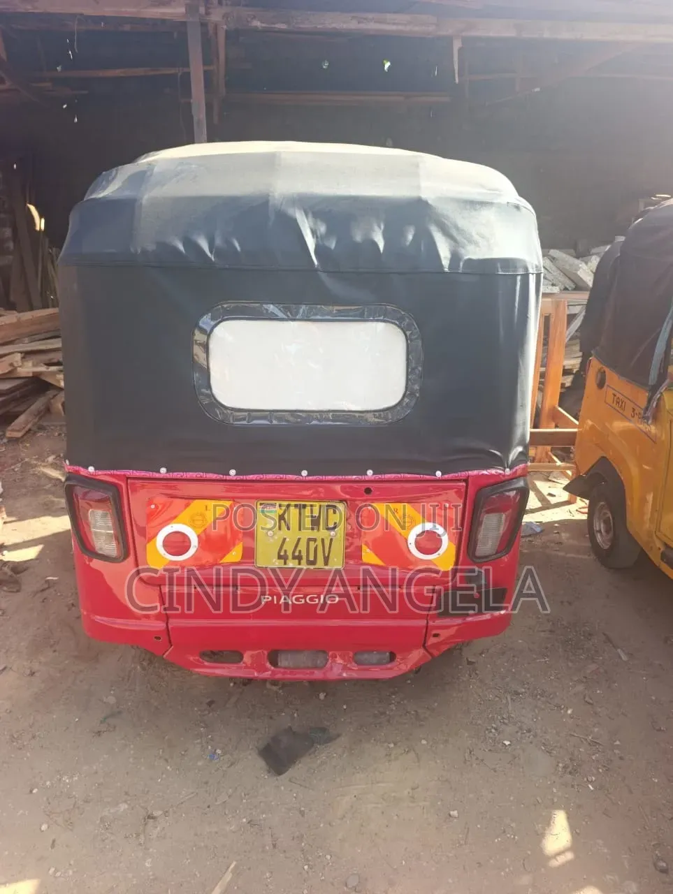 Piaggio 2024 Red