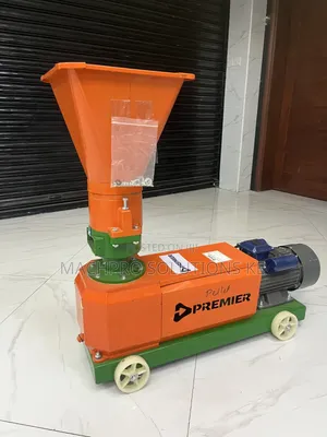 Heavy Duty Premier Feed Pellet Machine With 5.5HP Motor