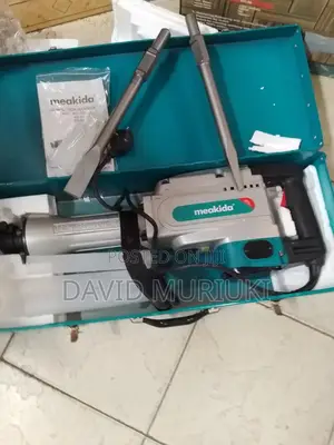 Meakida Heavy-Duty Concrete Demolisher.