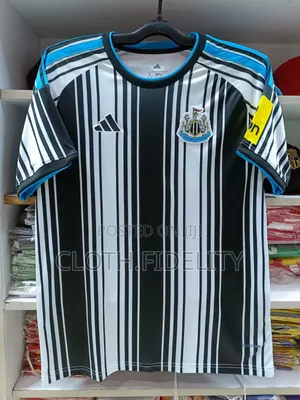 Newcastle Home Kit 26/27.
